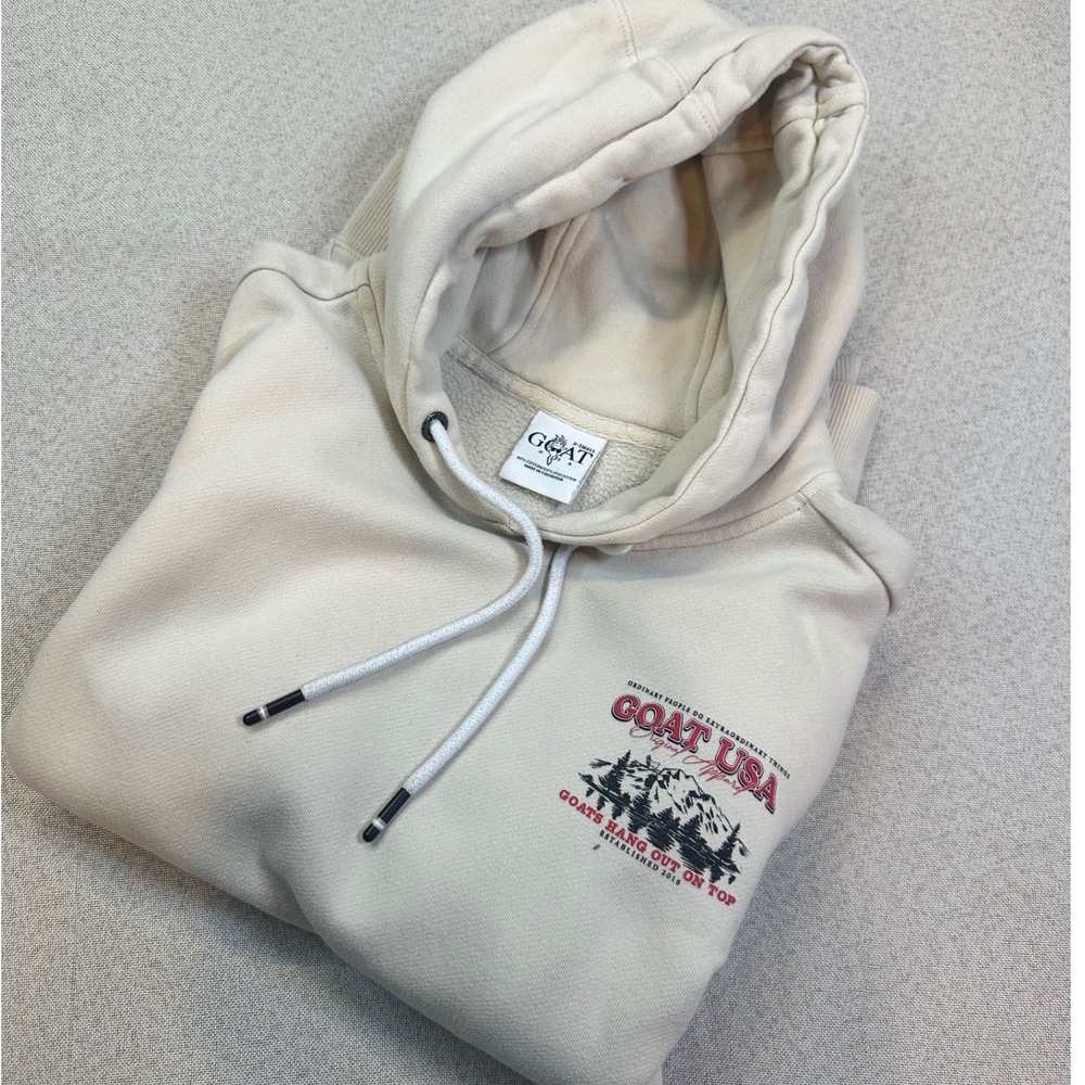 Goat USA Hoodie XS Beige Graphic Mountain Sweatshirt GU-0317 Classic Casual